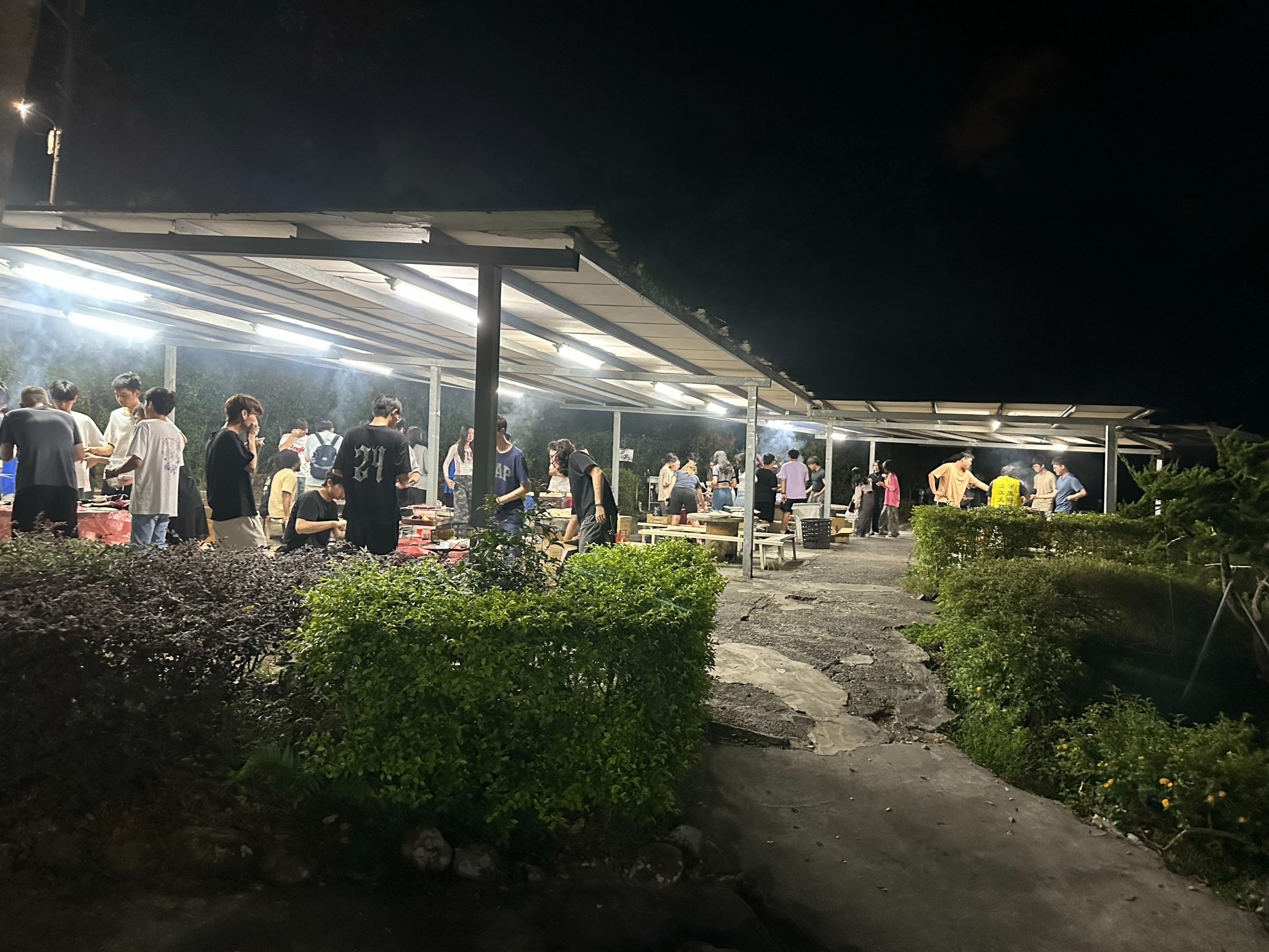 淡江國際學園宿治會夜烤活動